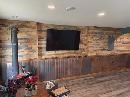 FREE SAMPLE - Pallet Wood for Accent Walls