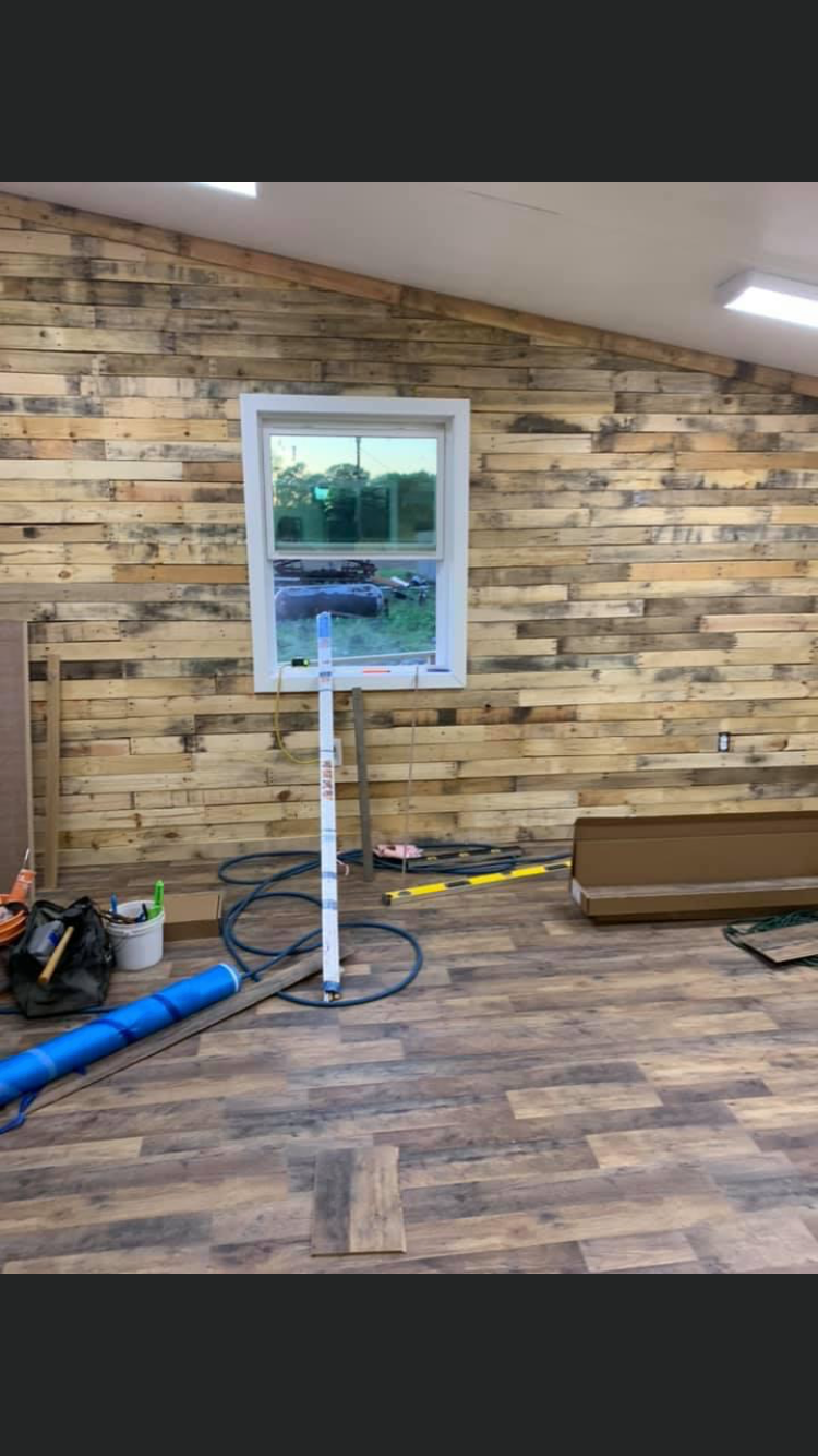 Bulk Pallet Wood |  Reclaimed Pallet Boards | Accent Walls & Ceilings