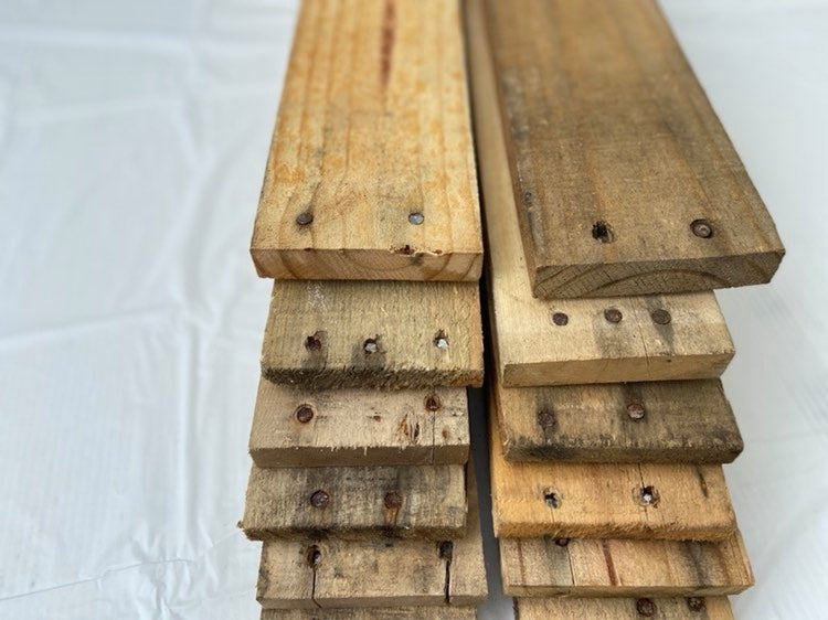 Bulk Pallet Wood |  Reclaimed Pallet Boards | Accent Walls & Ceilings